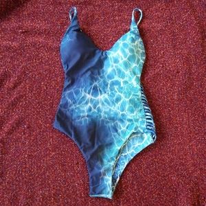 One-piece Swimsuit reflective water print Sz S